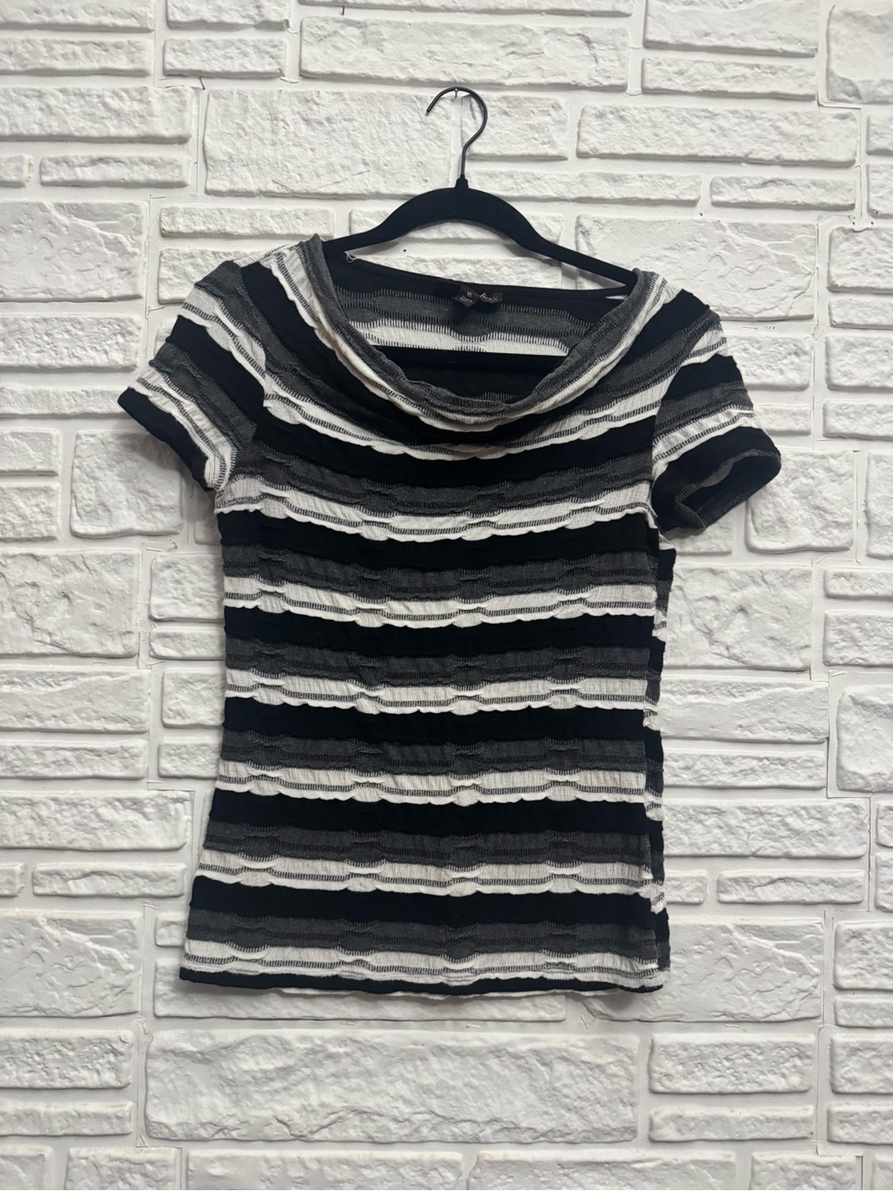 Dana Buchman Y2K Striped Cowl Neck Top XS Textured Ribbed Black Gray Office